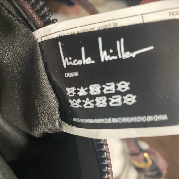 Nicole Miller Brown Crossbody Bag with Elegant Design and Coin Pouch - Picture 7 of 11